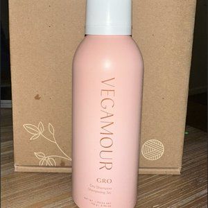 NEW - Vegamour GRO Dry Shampoo